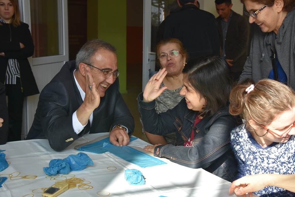 Alaşehir Belediyesi Sosyal Projelerde Bir Numara