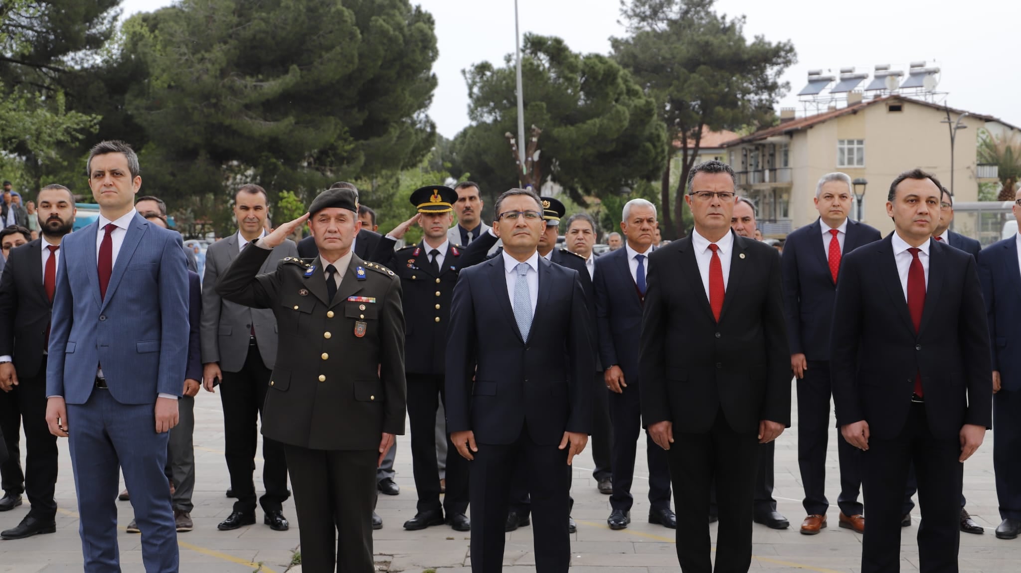 23 Nisan Ulusal Egemenlik ve Çocuk Bayramı kapsamında Cumhuriyet ve Demokrasi Meydanında düzenlenen törene katıldık.