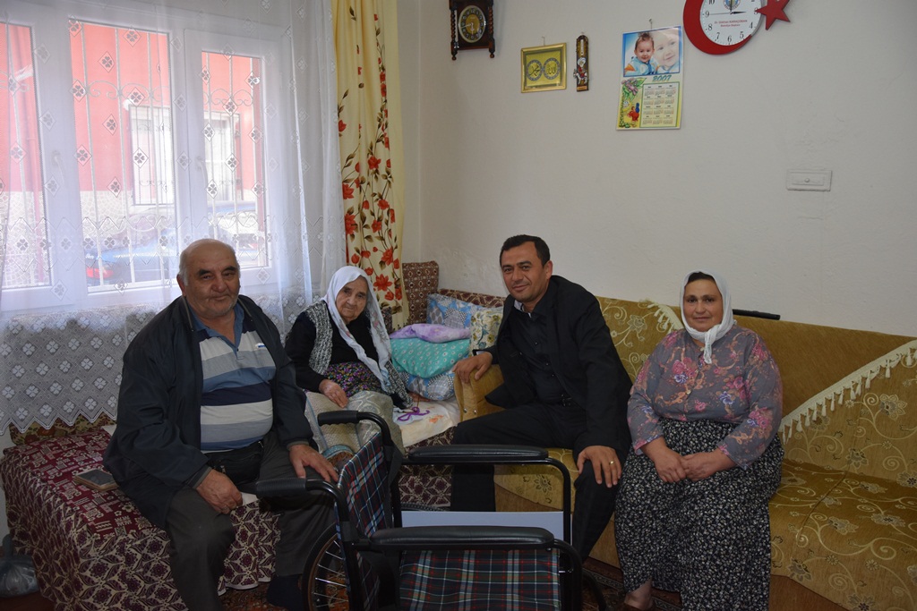  Alaşehir Belediyesi Engelli Vatandaşlarımıza karşı uyguladığı “Pozitif Ayrımcılıklara”  bir yenisini daha ekledi. 