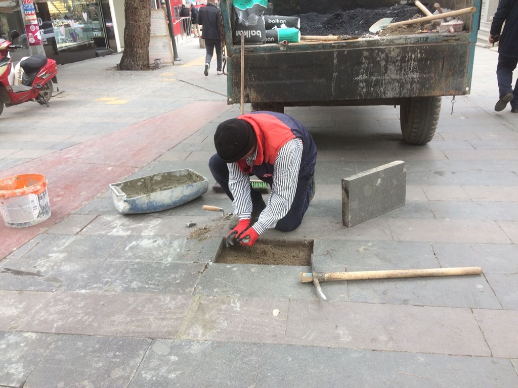 Alaşehir Belediyesi Fen İşleri Tam Zamanlı Çalışıyor