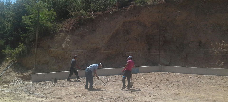 Alaşehir Belediyesi Meyve - Sebze Alım Merkezi Yapıyor