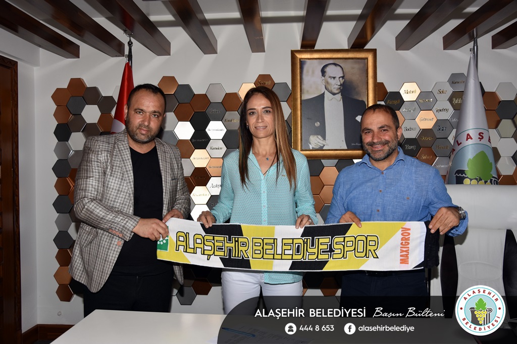 Alaşehir Belediyespor Bayan Voleybol Takımına Yeni Başantrenör