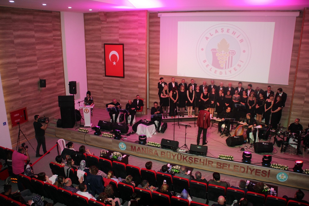Alaşehir'de Türk Sanat Müziği Rüzgarı