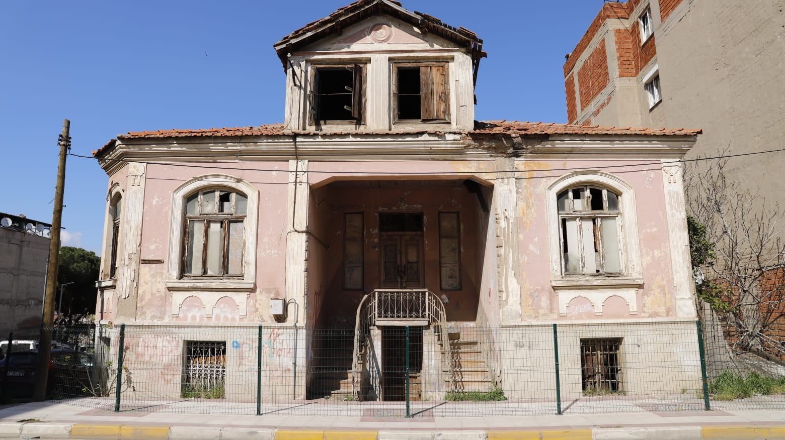 Alaşehir Kongresi Evi