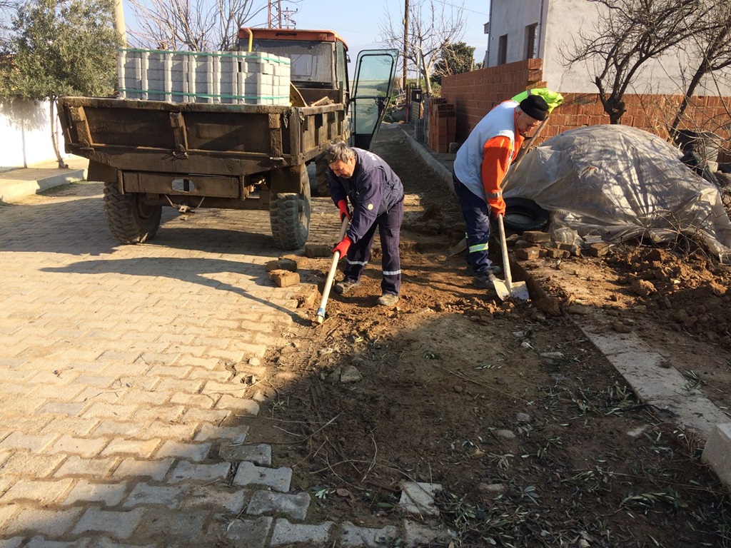 Badınca Mahallemizde Kilit Parke Çalışması