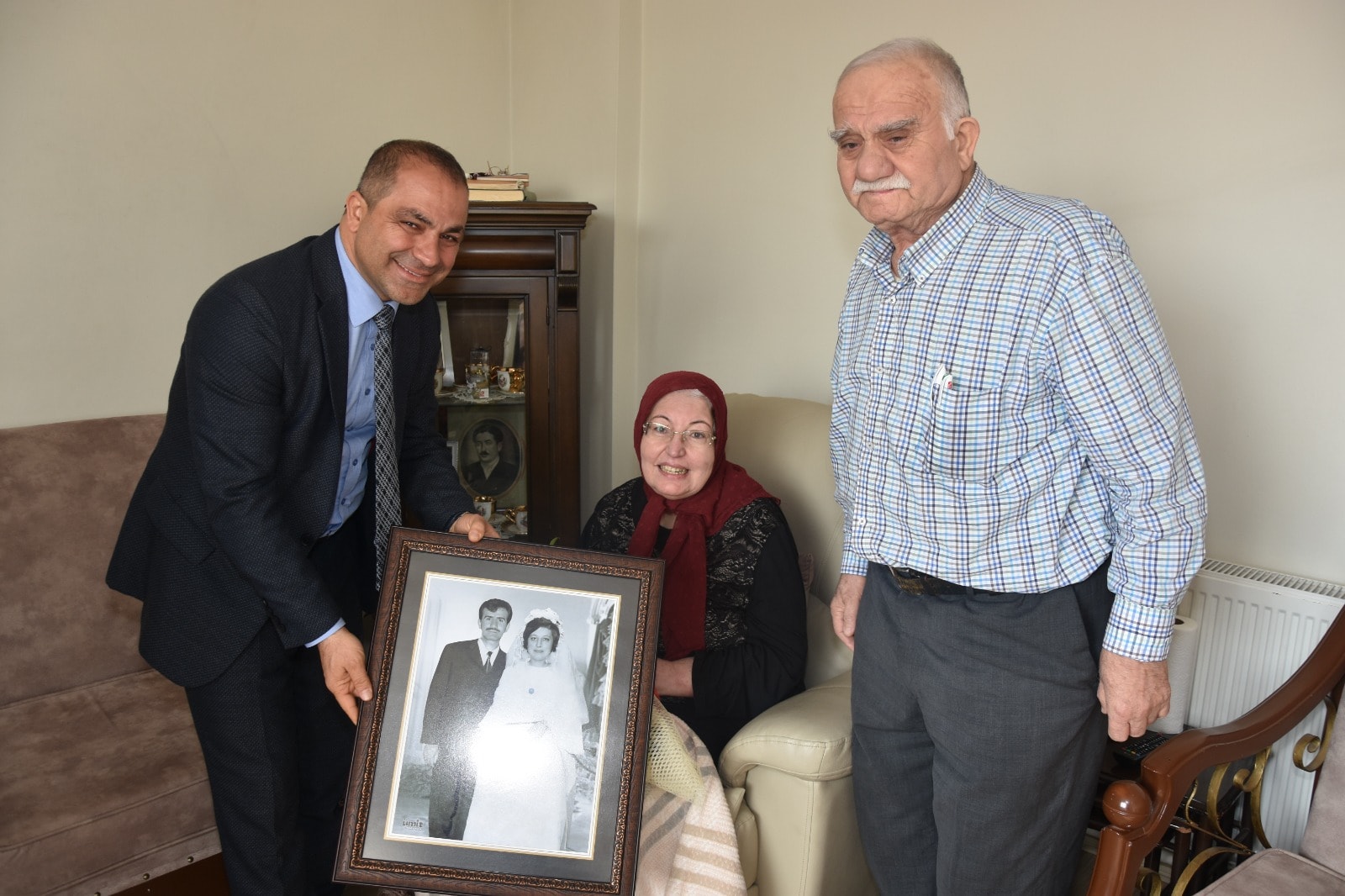 BAŞKANIMIZ ALİ UÇAK’TAN SEVGİLİLER GÜNÜNDE ANLAMLI ZİYARET 
