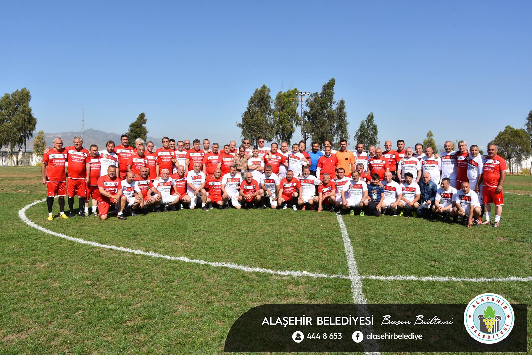 Belediye Başkanı Ali Uçak “3. Geleneksel Veteranlar Futbol Müsabakası”na katıldı