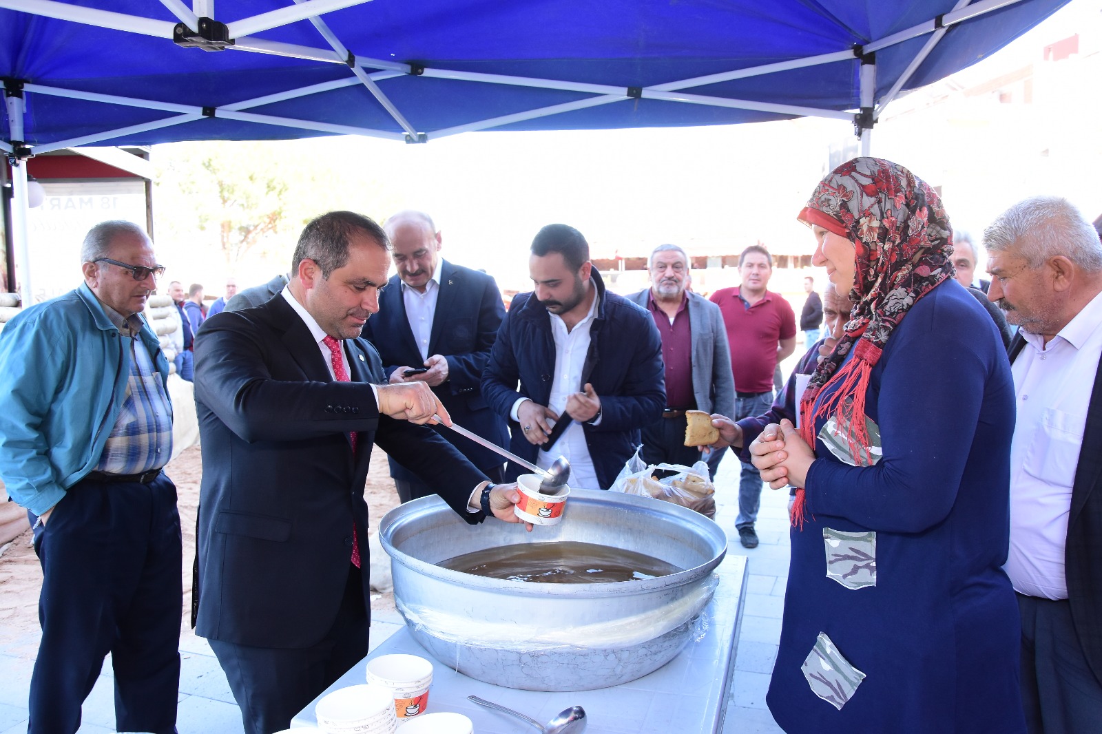 ÇANAKKALE RUHU ÜZÜMÜN BAŞKENTİ ALAŞEHİR’DE YAŞATILDI