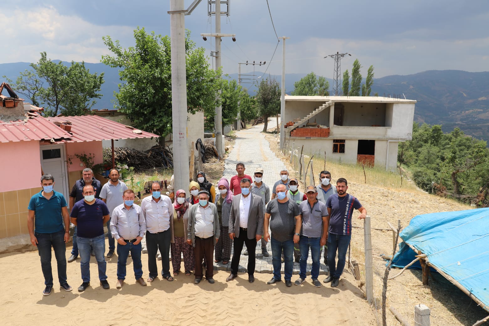 Dağhacıyusuf Mahallemizdeki Kilit Parke Döşeme Çalışmalarını Yerinde İnceledik