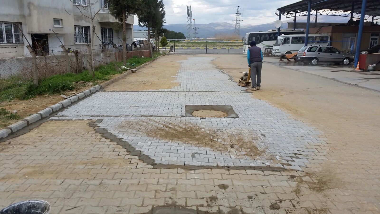 Galericiler Sitesinde Kilit Parke Çalışmaları
