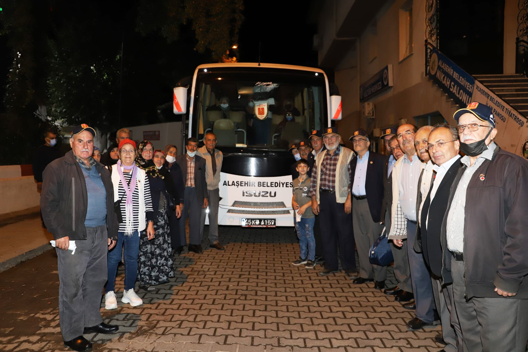 Gazilerimizi Edirn'ye geziye Gönderdik