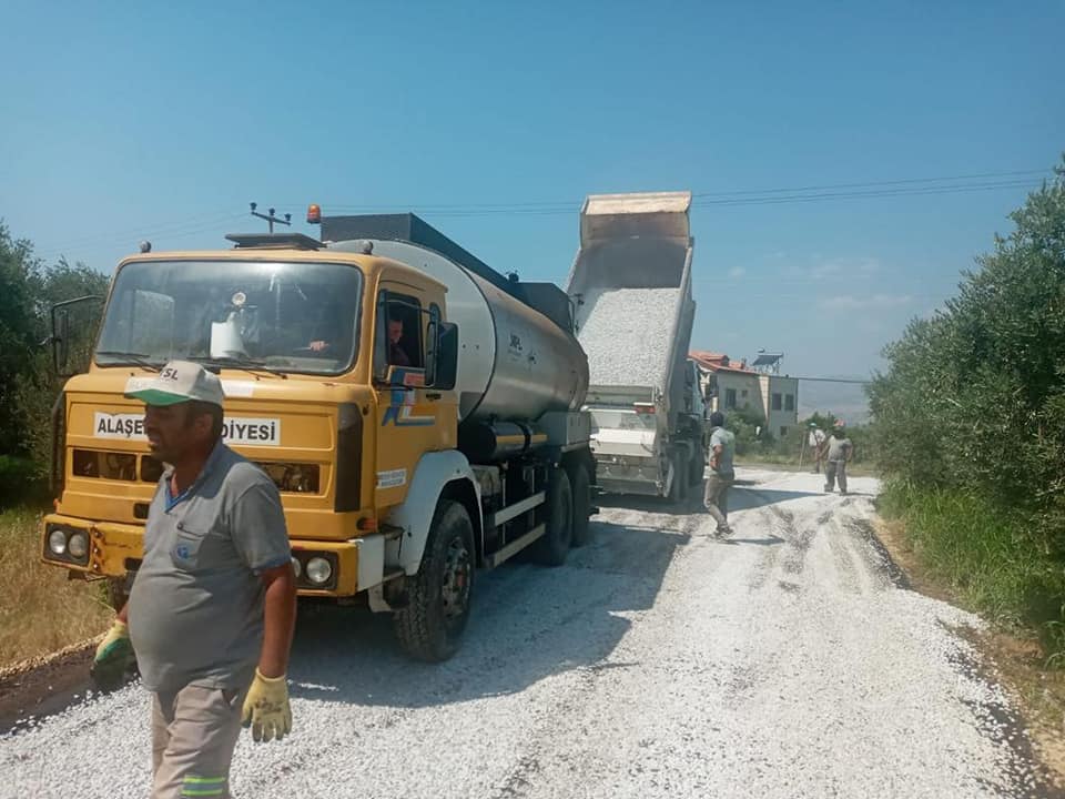 Hacıbey Mahallemizde Soğuk Asfalt  Çalışmaları