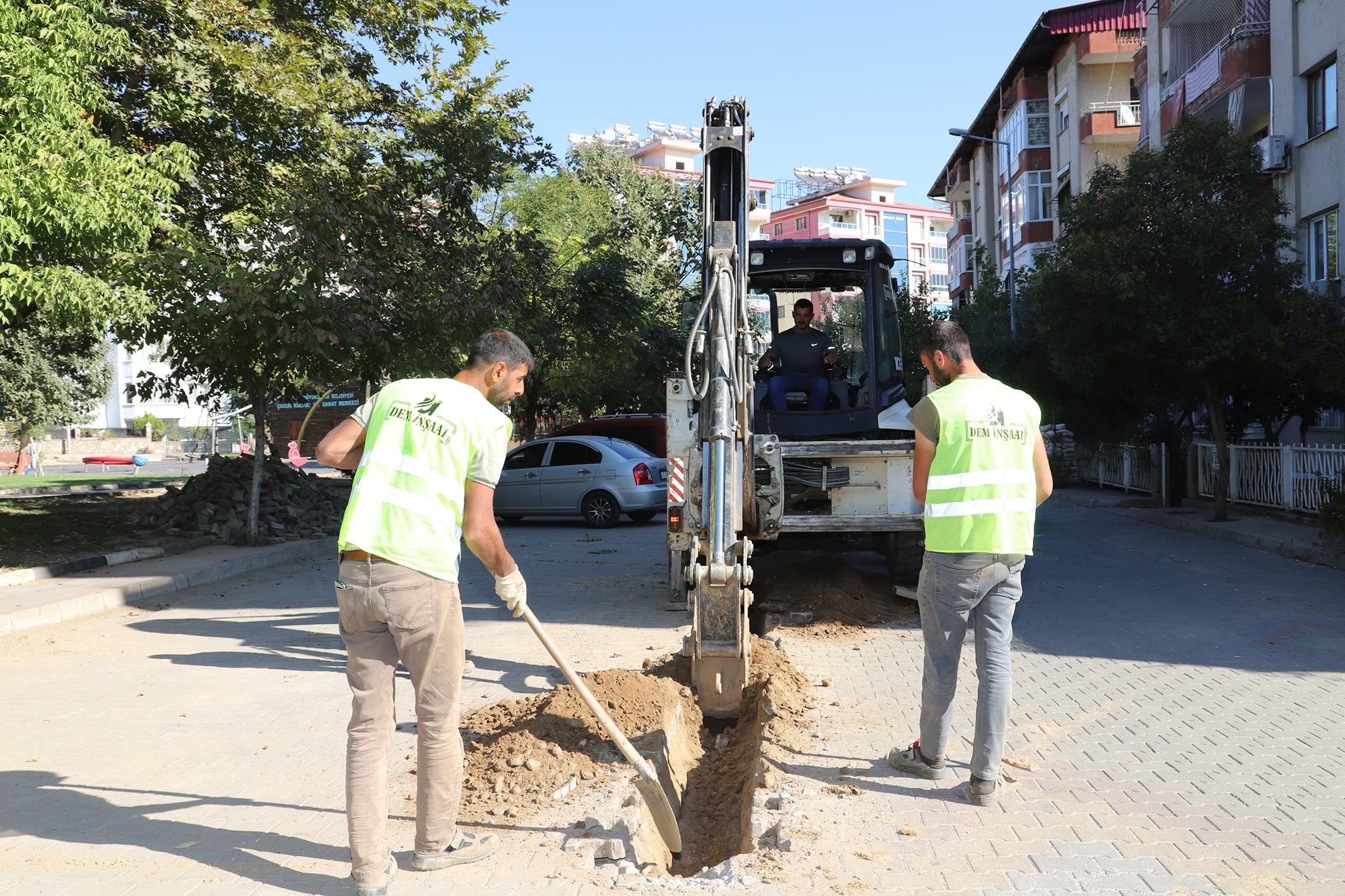 İstasyon Mahallesinde doğalgaz kazı çalışmaları  sürüyor