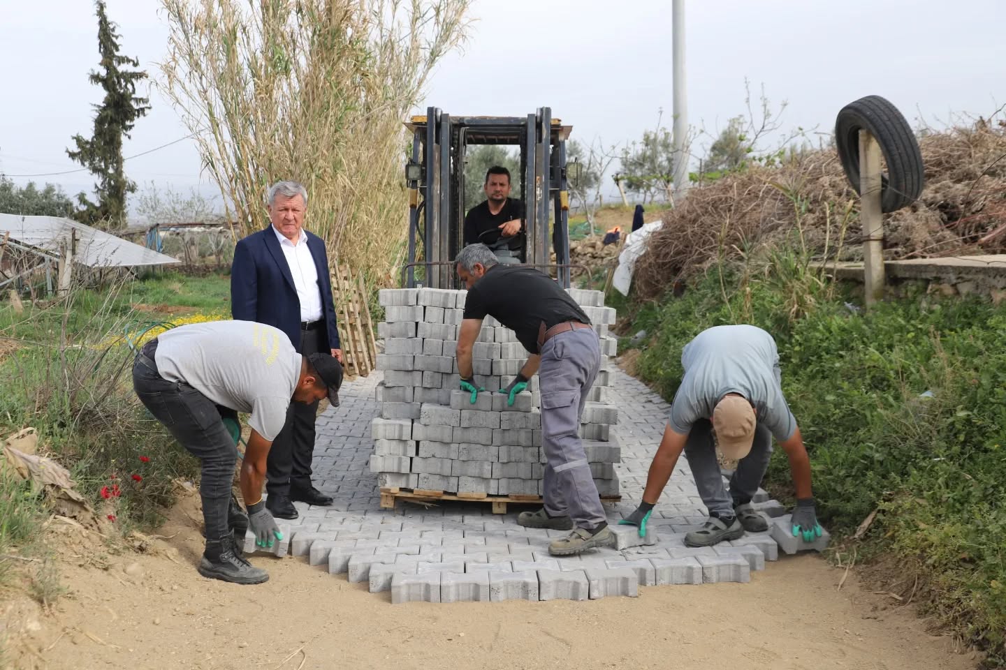 Kilit Parke Döşeme Çalışmaları Devam Ediyor 