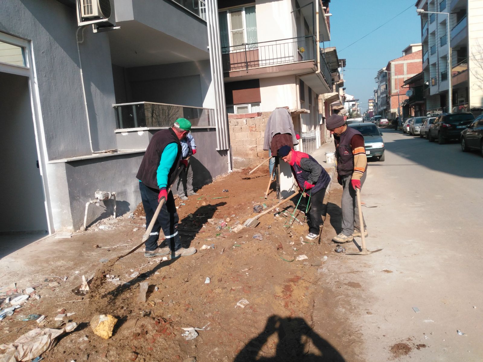 Kurtuluş Mahallesinde Kaldırım Çalışmaları Başladı