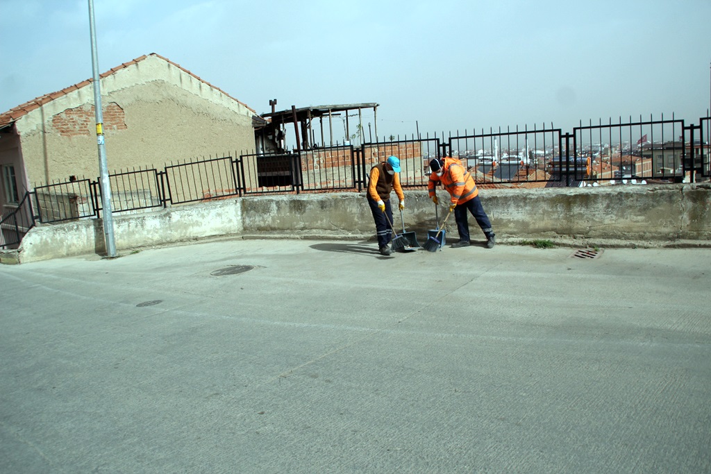 Mahalleler Baştan Sona Temizleniyor