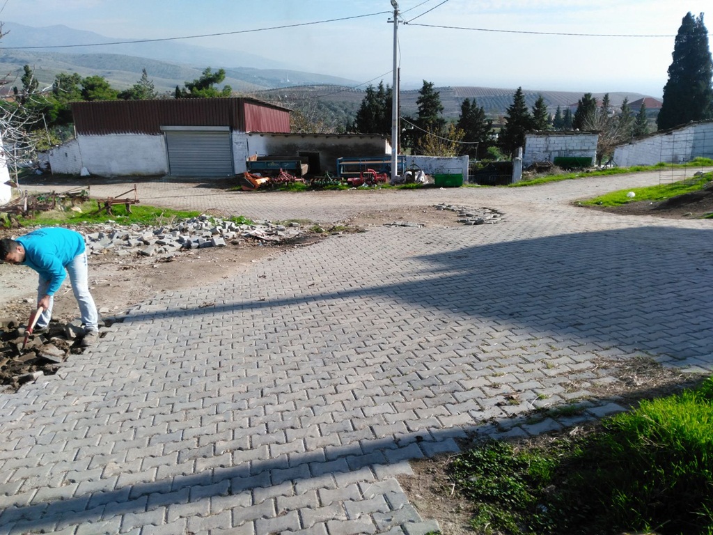 Mahallelerimiz Yolları Yenileniyor