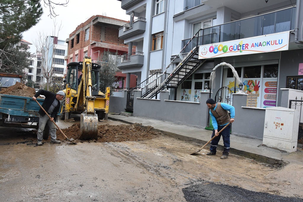 Minik Çocuklarımız İçin Yol Çalışması