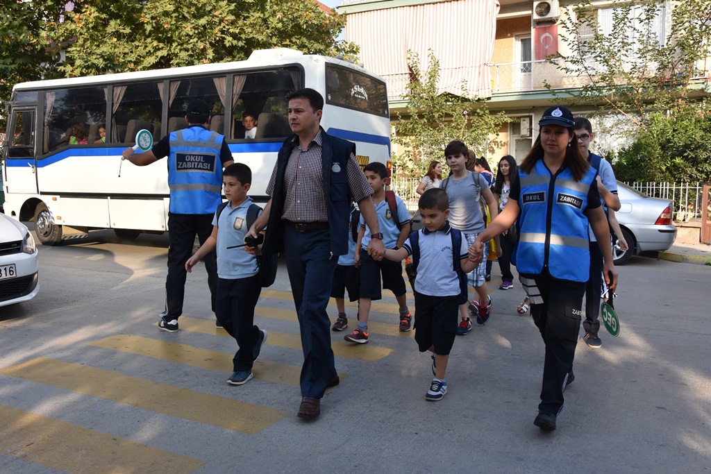 Okul Zabıtası Görevine Devam Ediyor