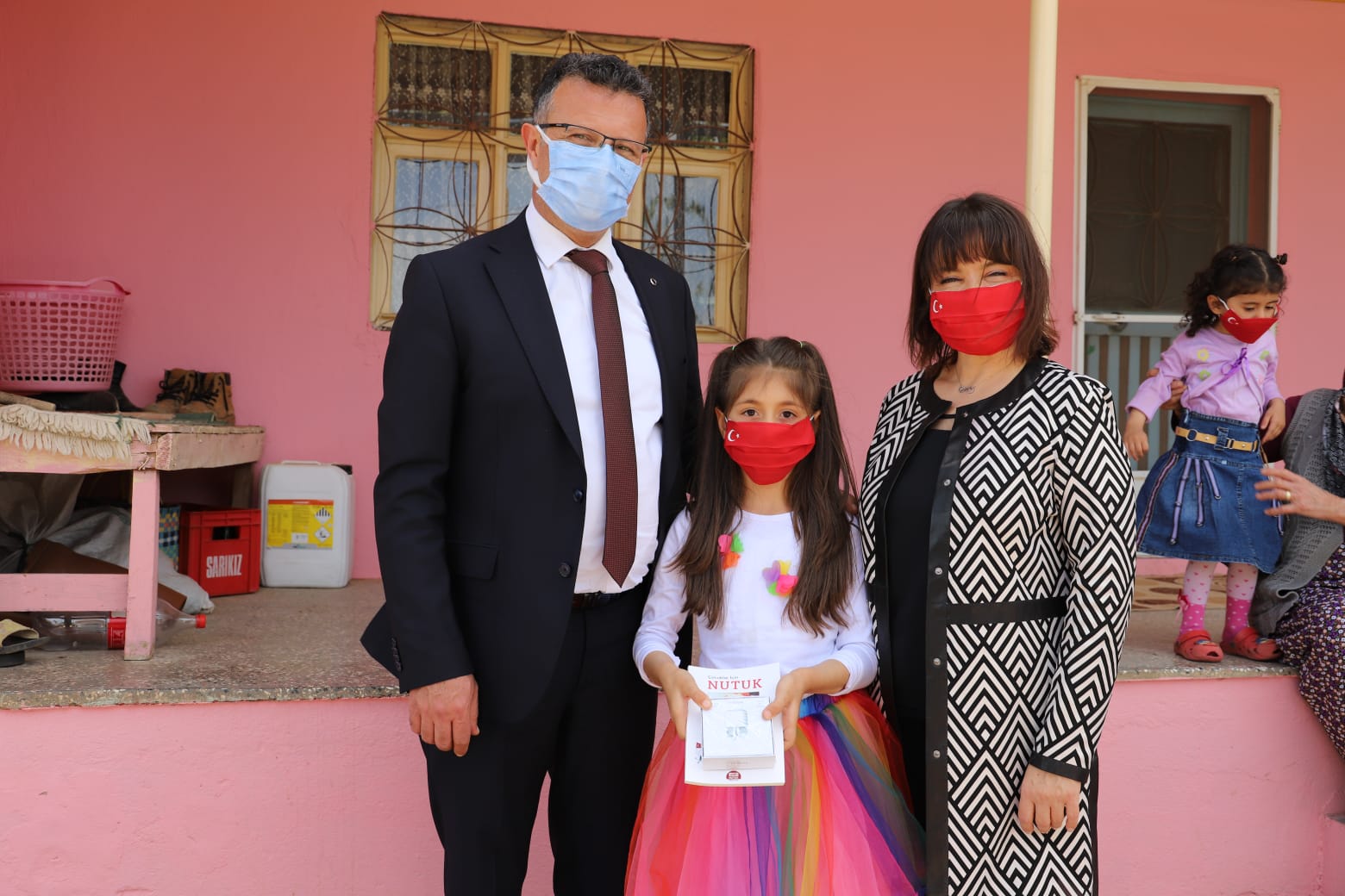 Resim ve Kompozisyon Yarışmalarında Dereceye Giren Öğrencilere Ödüller Verildi
