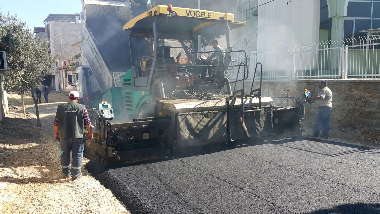Sarısu Mahallemize 3800 m2lik Sıcak Asfalt Çalışması