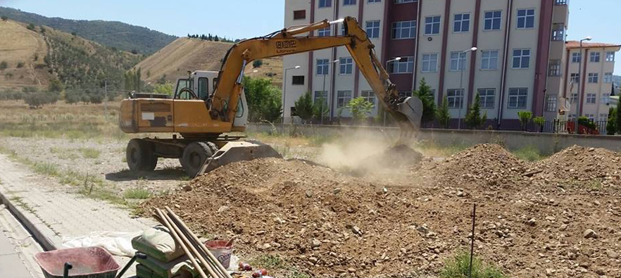 YENİ HASTAHANE ÖNÜNE KAVŞAK HAZIRLIĞI
