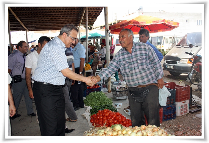 Başkan Karaçoban, Pazar Esnafını Gezdi