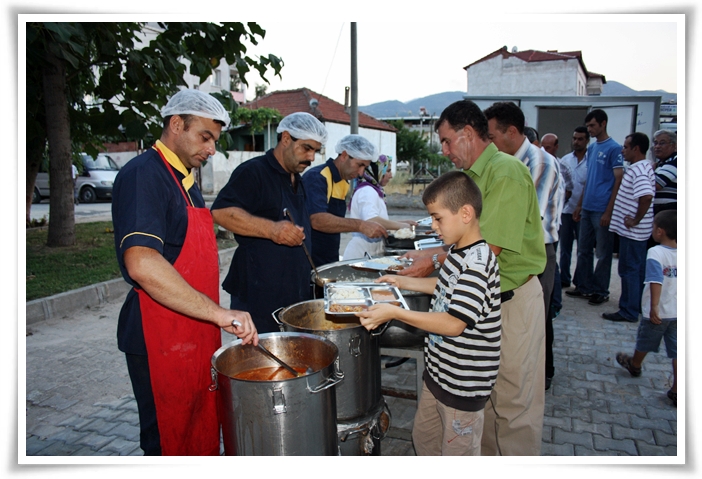 Sokak İftarlarında Alaşehir Bütünleşti