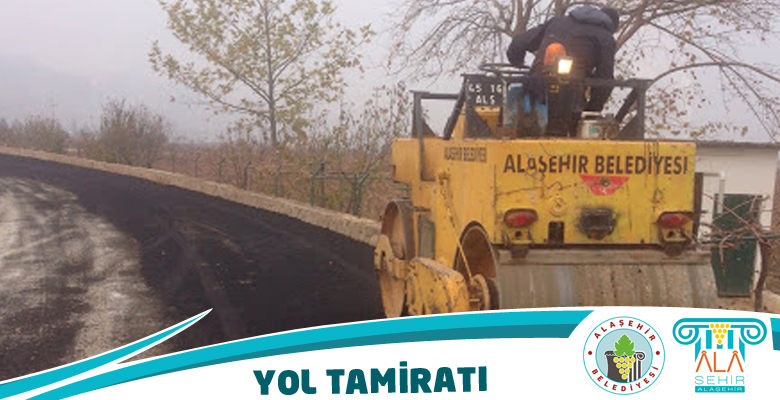 Fen İşleri Müdürlüğünden Yol Tamiri