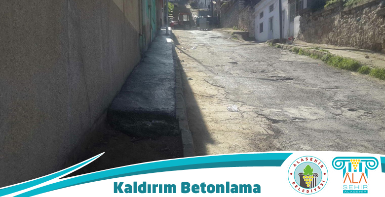 BAYINDIRLIK İŞÇİLERİ İLÇE MERKEZ MAHALLELERİNDE KALDIRIM BETONU ATTI