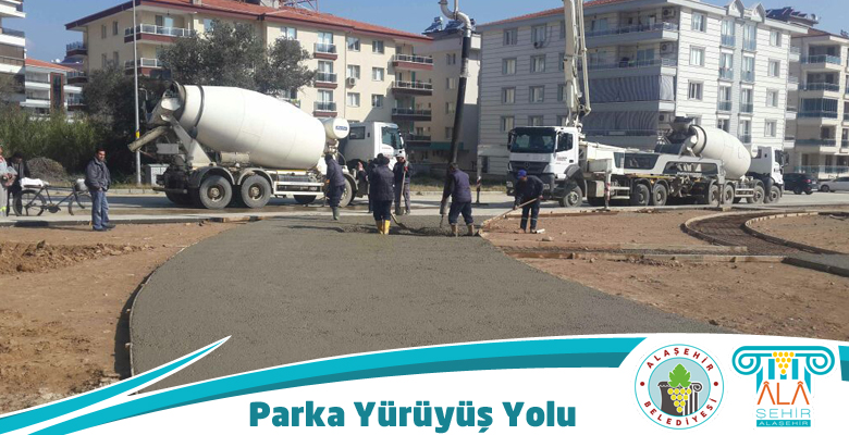 FEN İŞLERİ MÜDÜRLÜĞÜNDEN PARKA YÜRÜYÜŞ YOLU