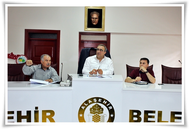 toplantida_bir_araya_geldi (4)