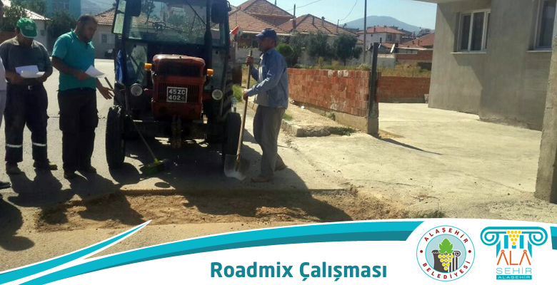ŞEHİR MERKEZİNDEKİ YOLLARDA ROADMİX TAMİRATLARI