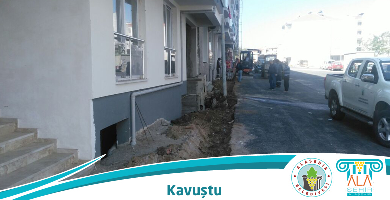 ZEYTİNLİ SOKAK KALDIRIM BETONUNA KAVUŞTU