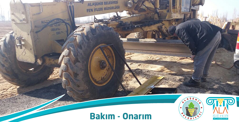 KADEME BAYRAĞI ÇEKTİ