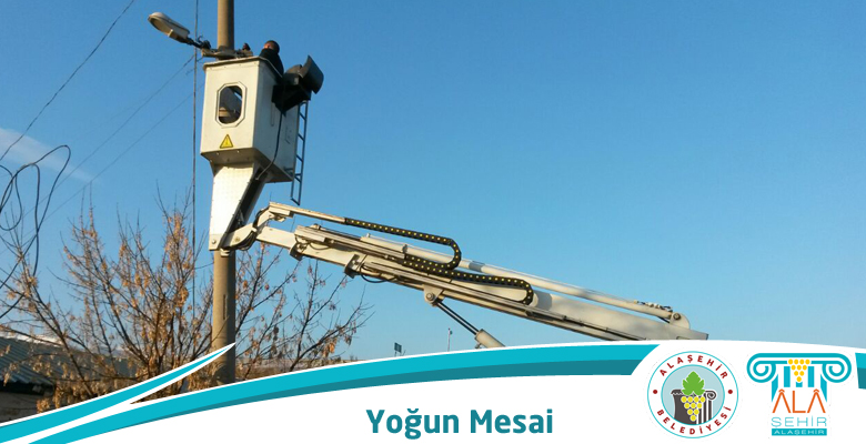 Alaşehir Belediyesinden Aydınlatma Çalışmaları