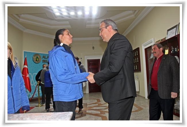 sari_meleklerden_ziyaret (4)