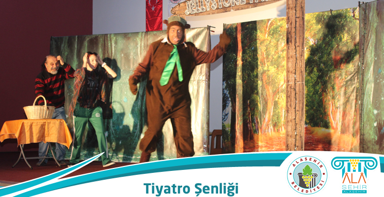 ALAŞEHİR BELEDİYESİ KÜLTÜR MERKEZİNDE TİYATRO ŞENLİĞİ DEVAM EDİYOR