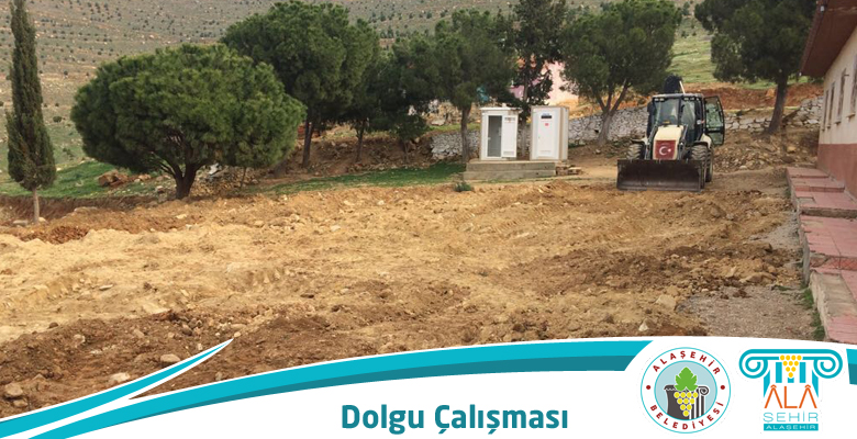 ALAŞEHİR BELEDİYESİ AYDOĞDU İLKOKULUNDA YOL DOLGU ÇALIŞMASINA BAŞLADI